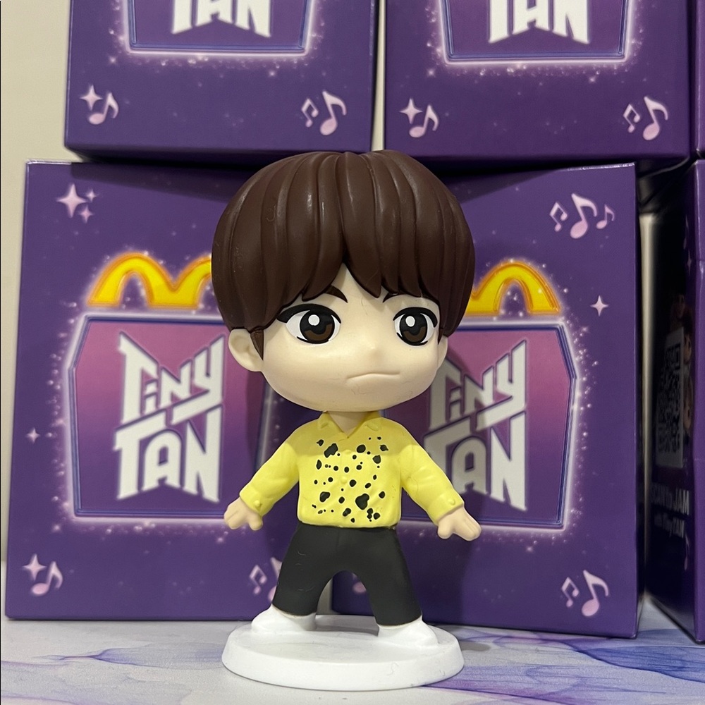 TinyTAN Figure Jin